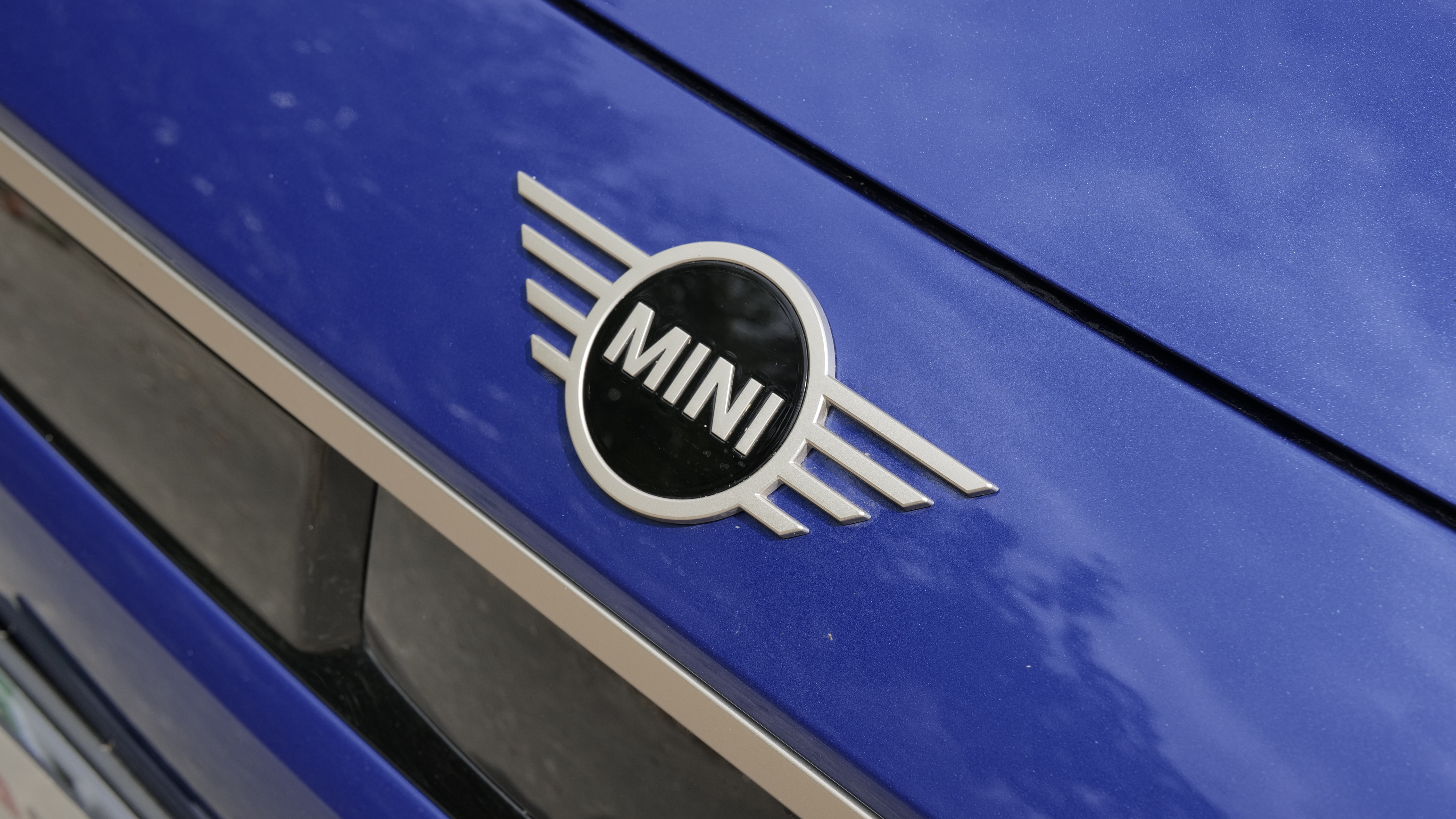 MINI COOPER ELECTRIC HATCHBACK 160kW SE Classic 54kWh 3dr Auto